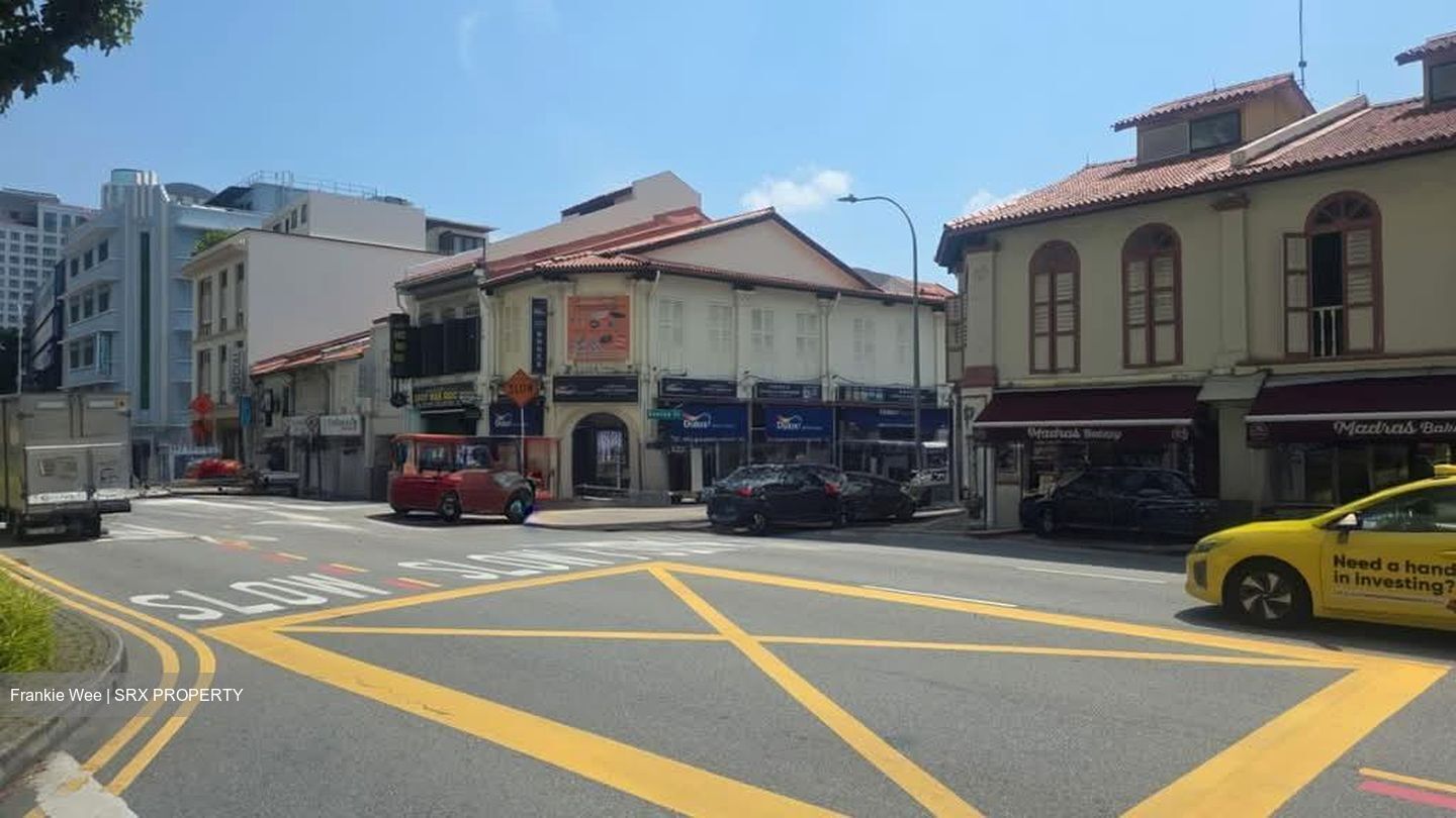 Berseh Food Centre (D8), Retail #596399081